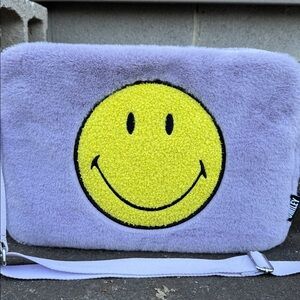 smiley laptop bag 🙂
